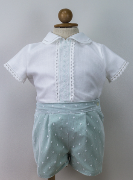 Santiago Shorts Outfit